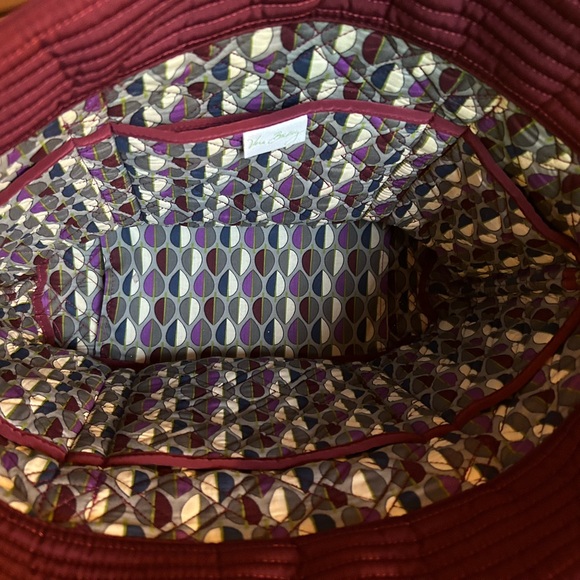 Vera Bradley Large Iconic Vera Tote Microfiber Raisin Retired EUC READ - Picture 9 of 16
